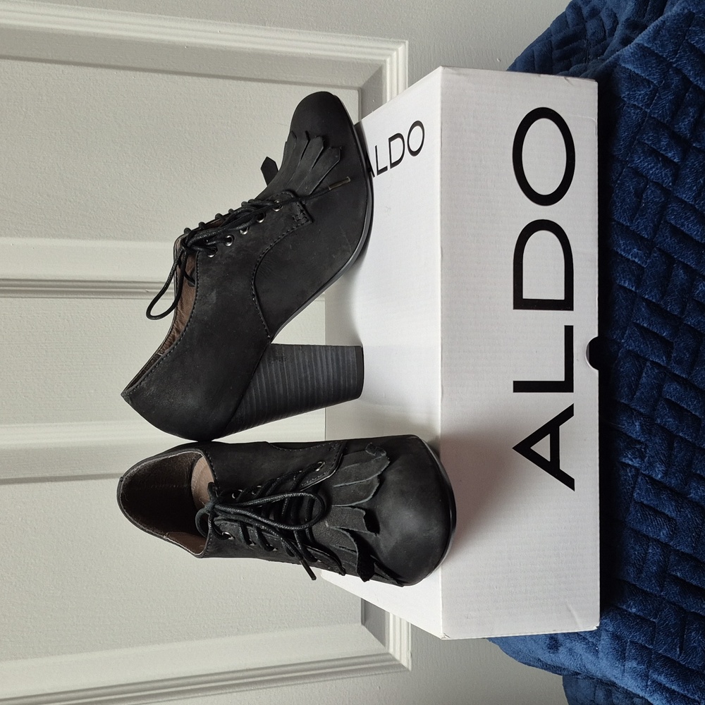 Aldo Bursley Black Leather Block Heel Shoes with Fringe, Size 39, New With Tags - Picture 10 of 12